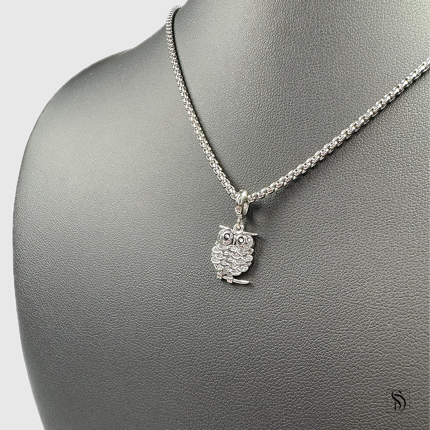 Silver Owl Gemstones Pendant Necklace