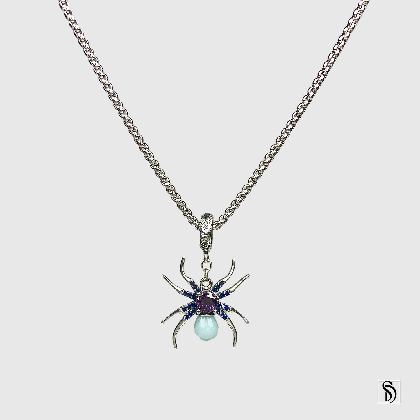 Luminous Spider Pendant Necklace