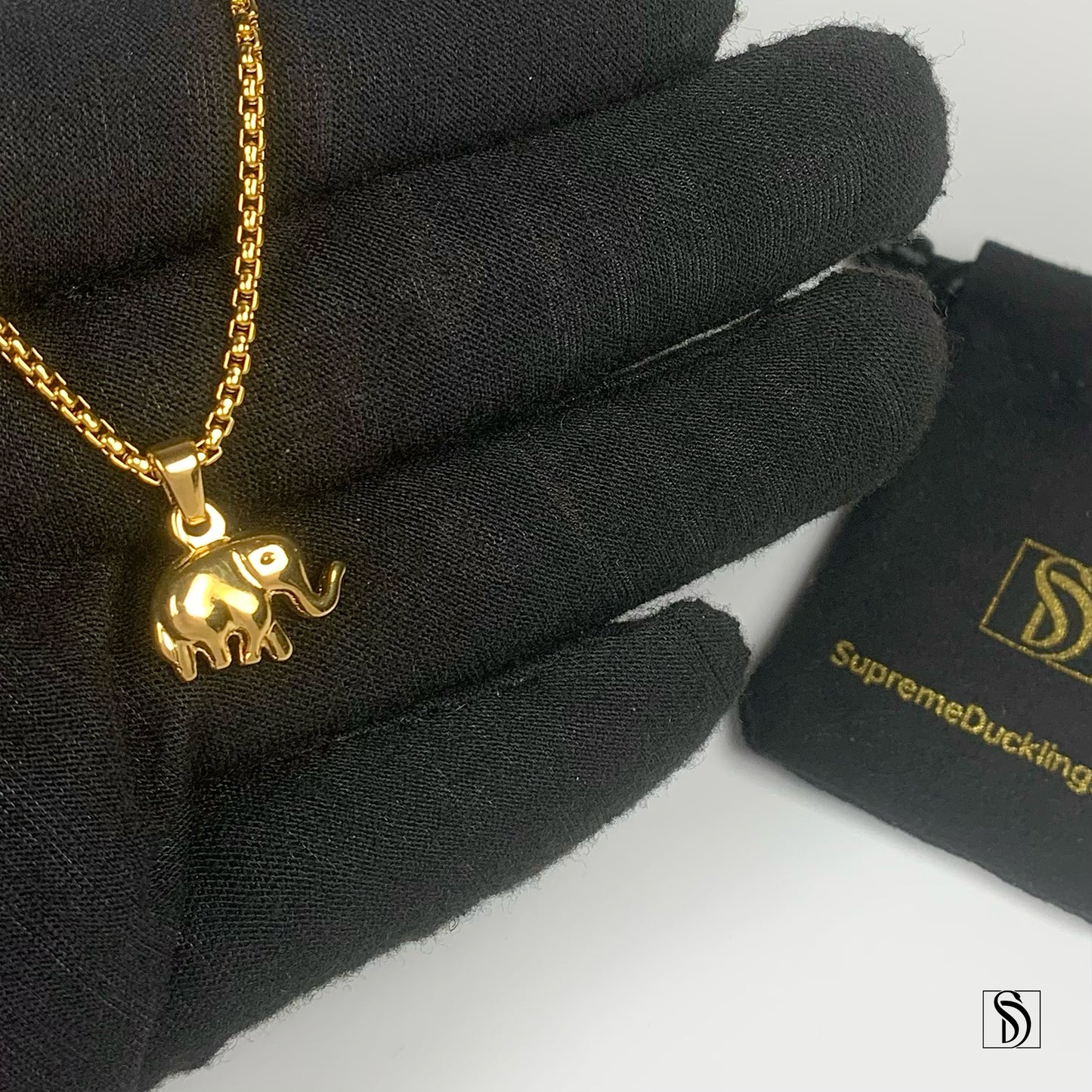 18K Gold Elephant Pendant Necklace